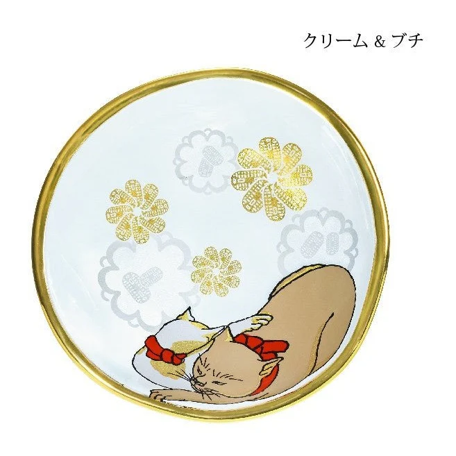 Aderia Edo Neko Series Sake Cup and Small Plate Set - Cream & Spotted Cat - Image 3