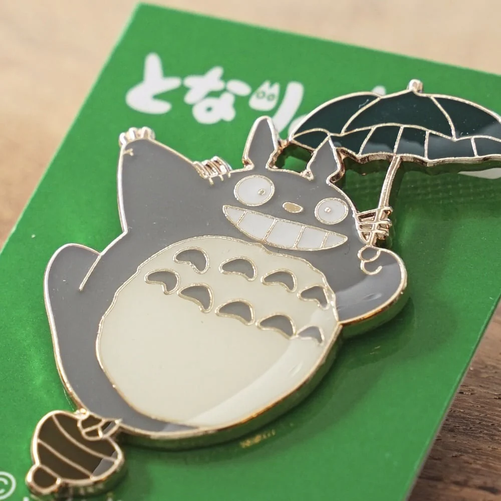 Ensky My Neighbor Totoro Big Totoro – Flying Pin Badge - Image 2