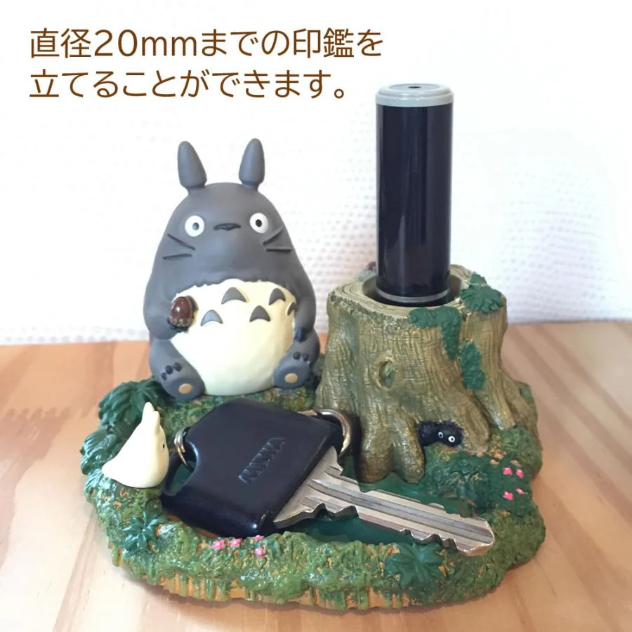 Ensky My Neighbour Totoro by the Pond Stamp and Pen Stand - Image 3