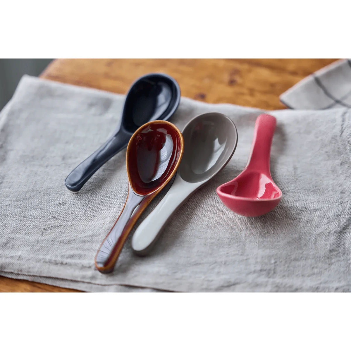 Ginpo Chrysanthemum Kikka Renge Spoon - Image 2