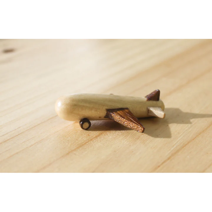 Grapport Claseek Wooden Chopstick Rest - Airplane - Image 3