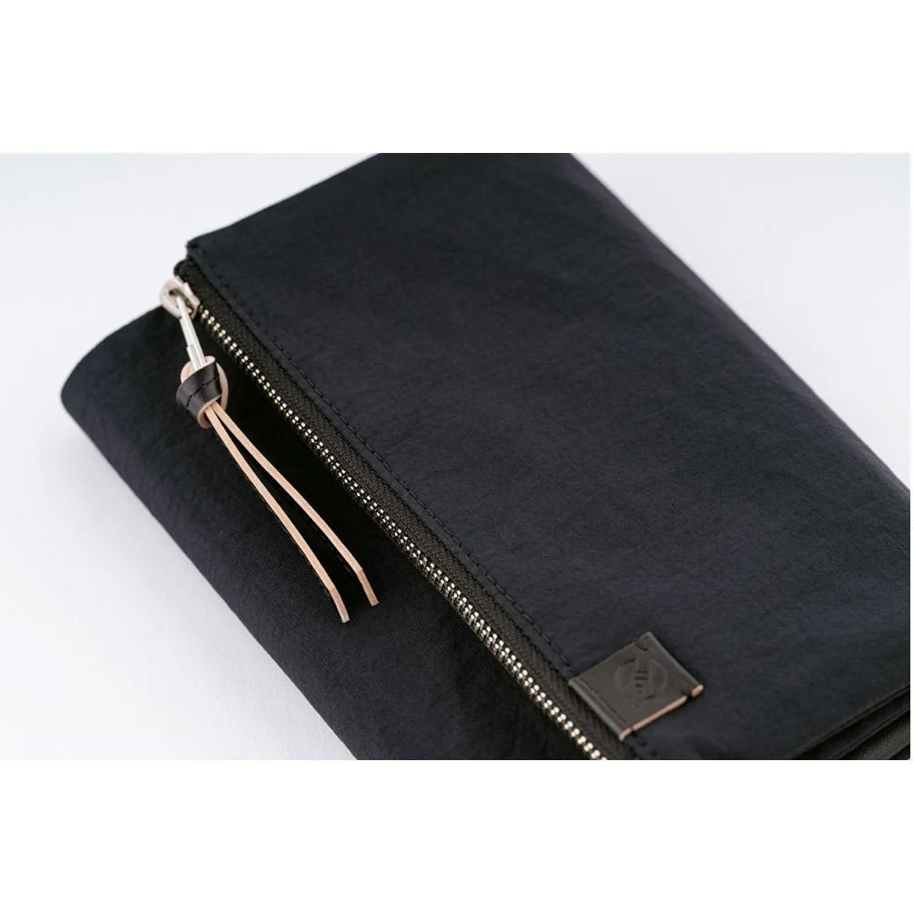 Hobonichi Techo A5 Cousins Tragen (Black) Cover Only - Image 6