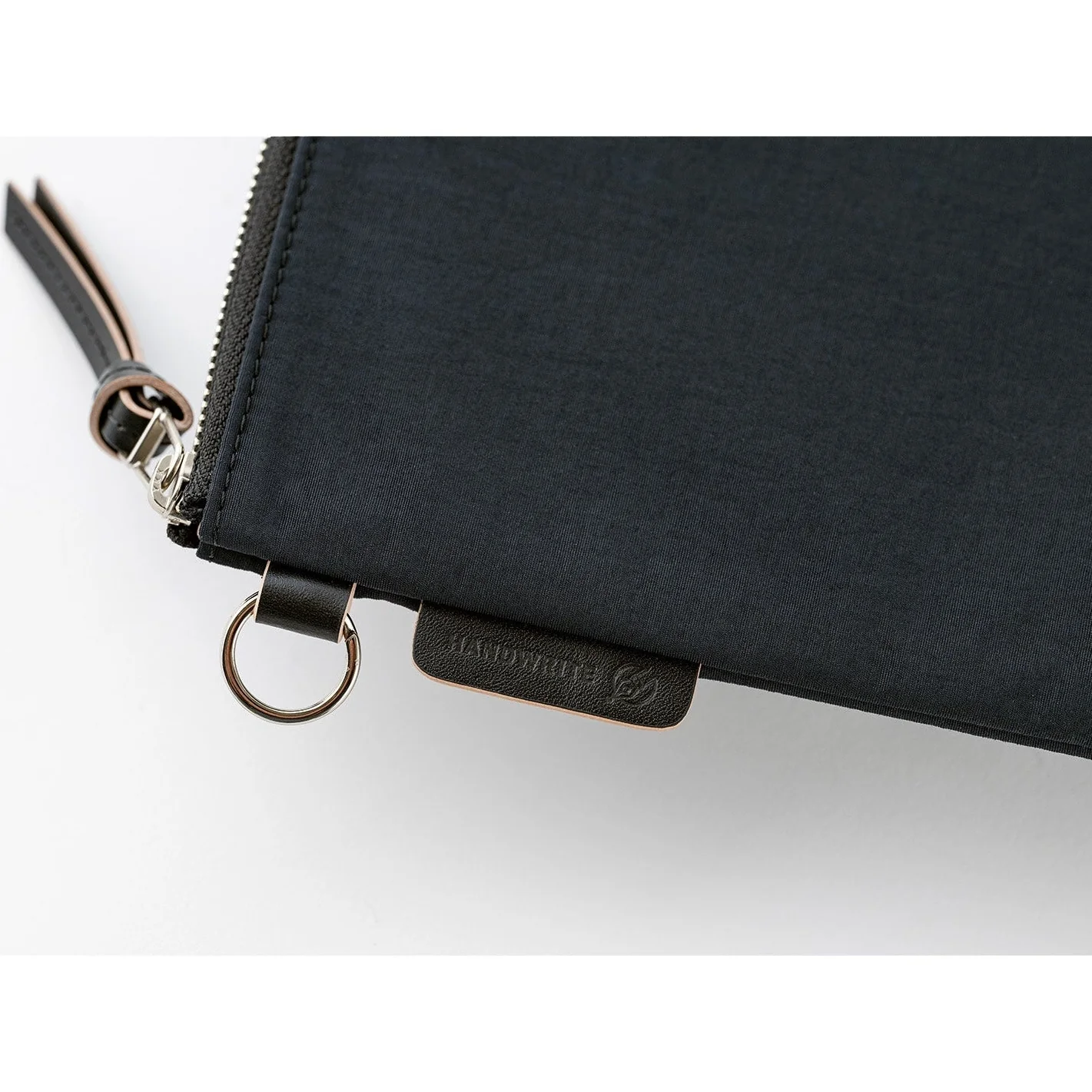 Hobonichi Techo Tragen Flat Pouch for A5 Size (Black) - Image 11