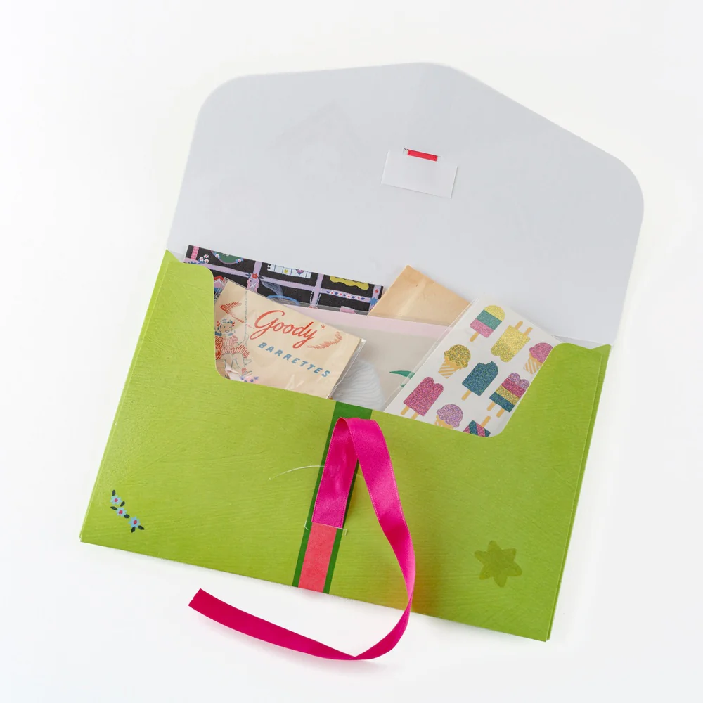 Hobonichi Techo Yumi Kitagishi: White Cat’s Mini Folder - Image 2