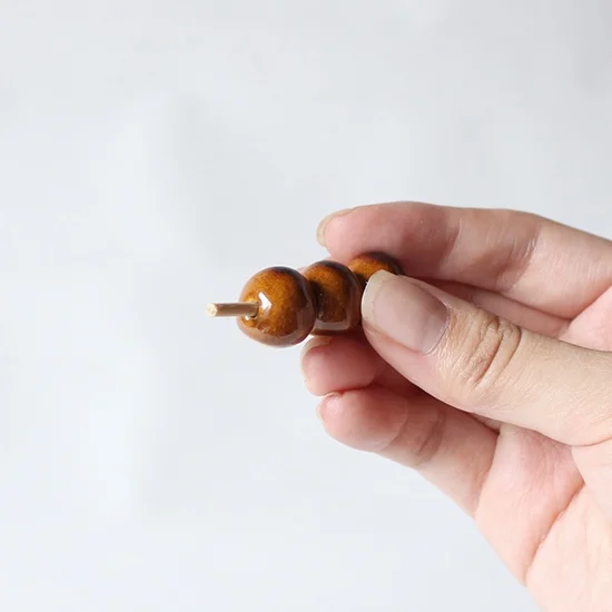 Ihoshiro Soy Dango Chopstick Rest - Image 6