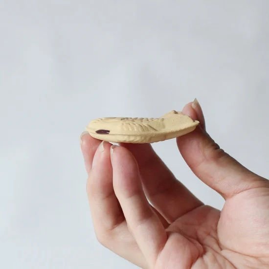 Ihoshiro Taiyaki Chopstick Rest - Image 5