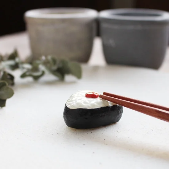 Ihoshiro Umeboshi Onigiri Chopstick Rest - Image 4