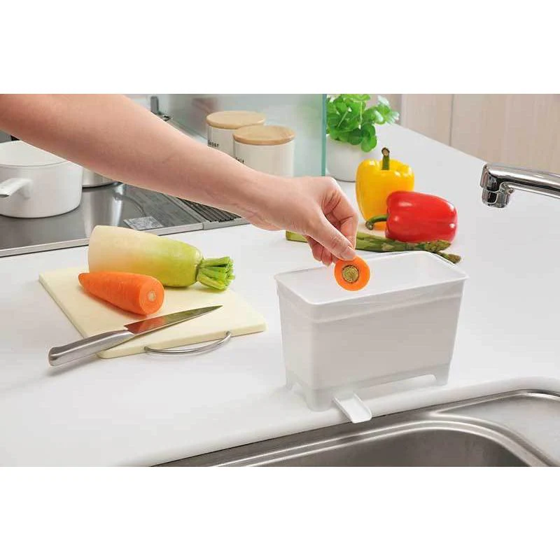 Inomata Kitchen Waste Drainage Bucket - Image 2