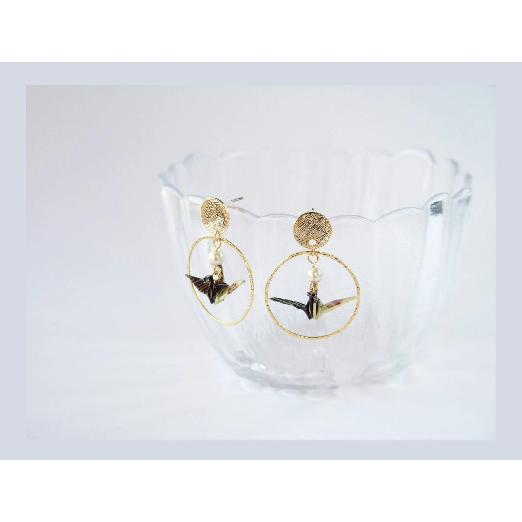Junintowa Crane Loop Pierce Earrings - Image 2