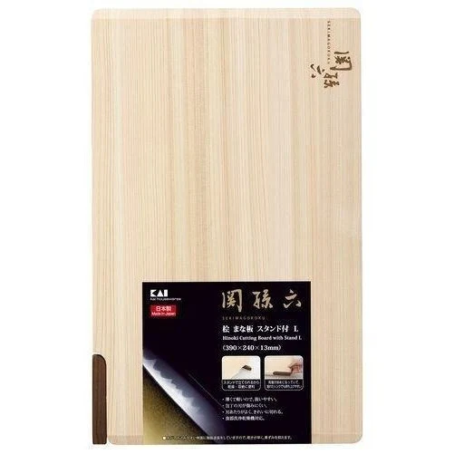KAIJIRUSHI SEKI MAGOROKU Standing Hinoki Cutting Board 390x 240 - Image 4
