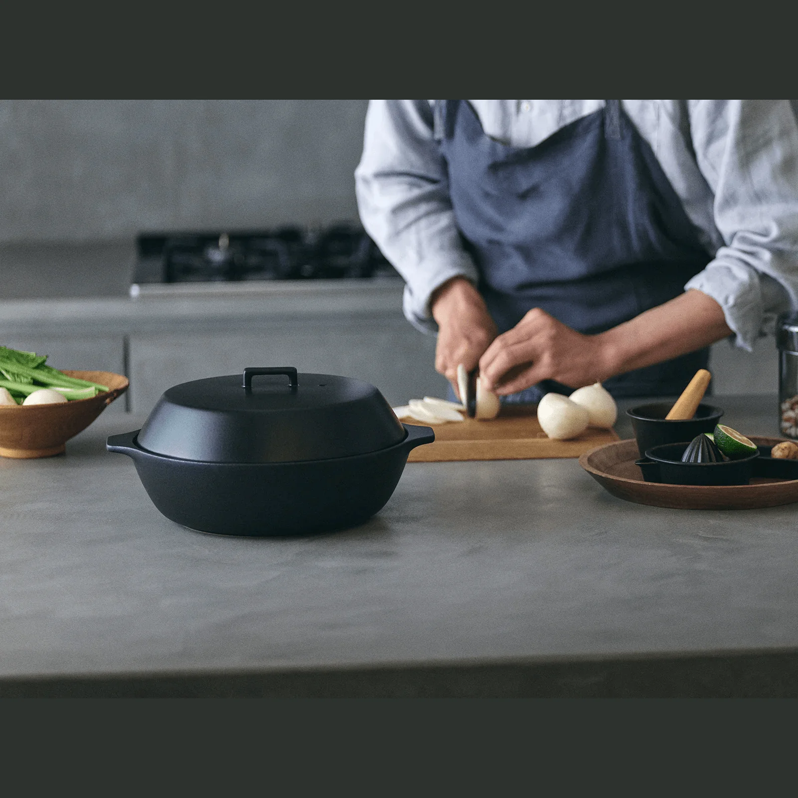 Kinto - Kakomi - Ceramic Pot - 1.2L - Image 6