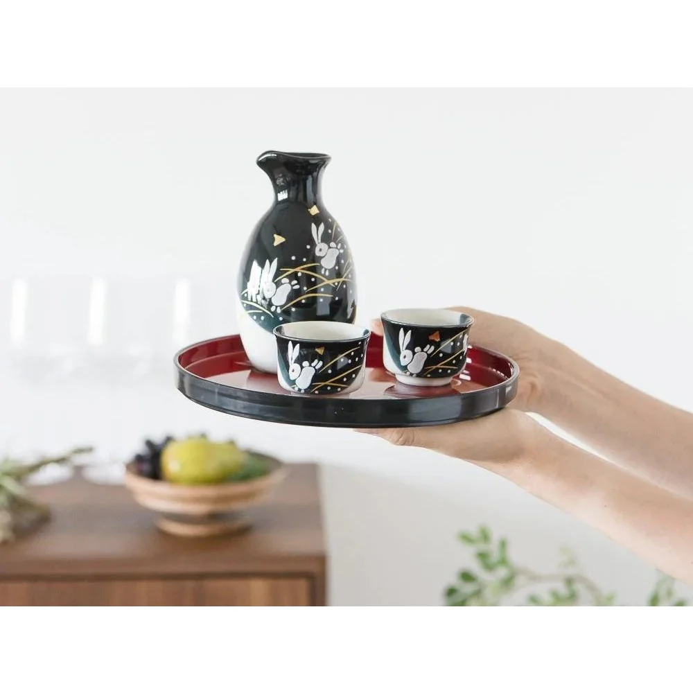 Kutani Rabbit Sake Cup & Tokkuri Decanter - Image 2