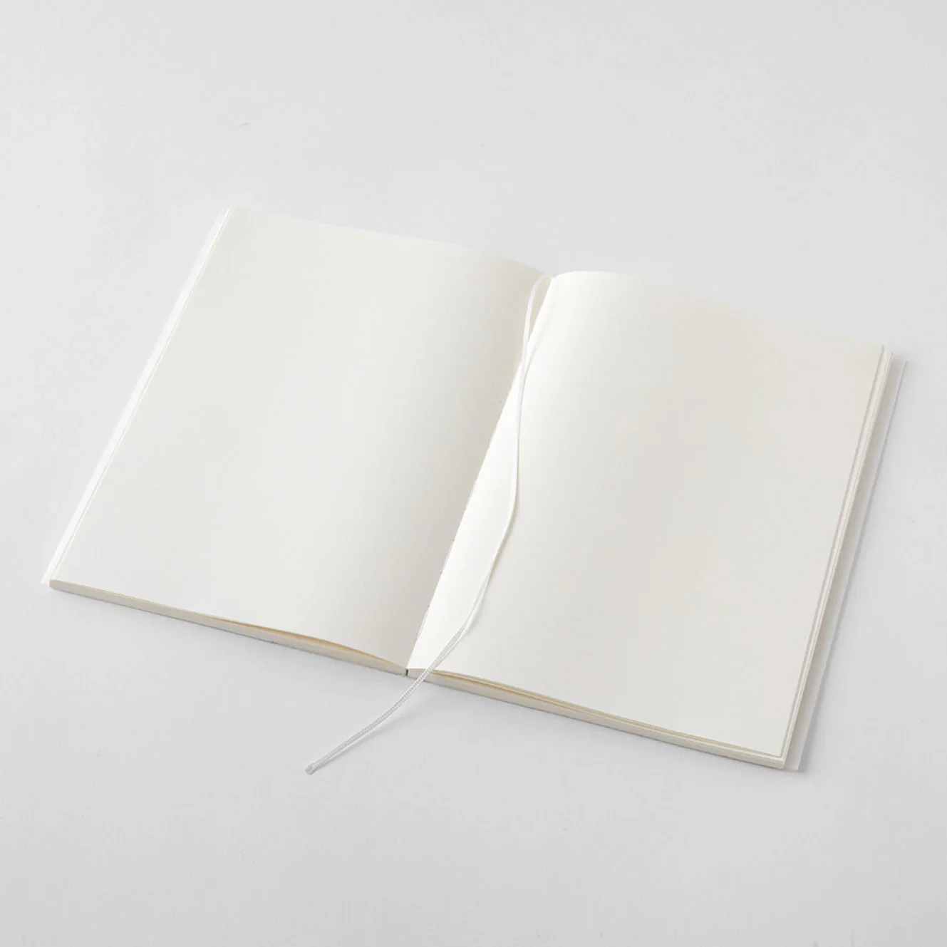 Midori MD Notebook - Cotton - A5 - Image 3