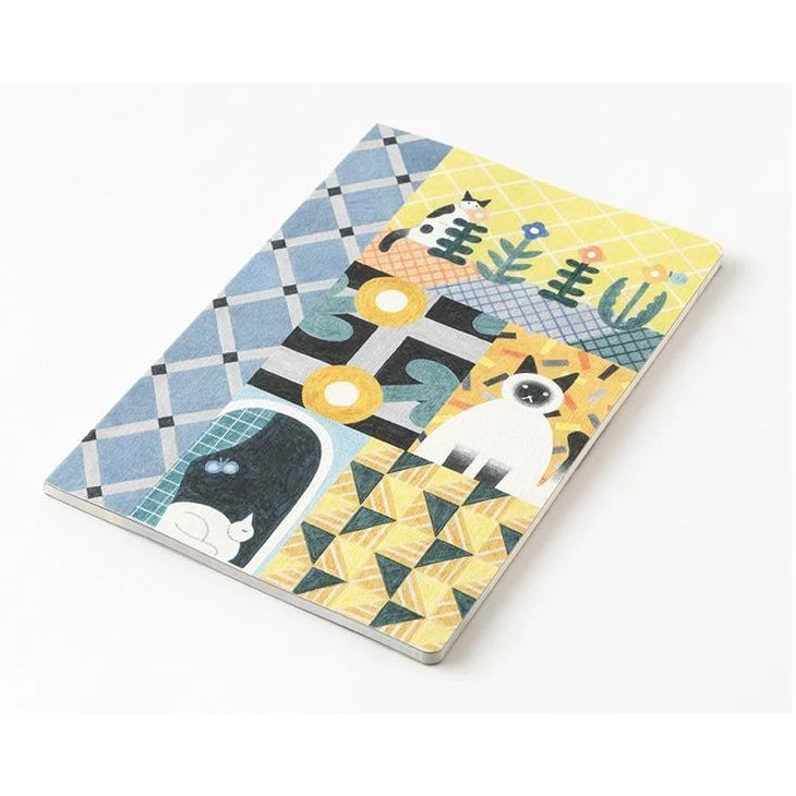 Midori Yuru Log Notebook Cat B6 Dot Grid 5mm - Image 3