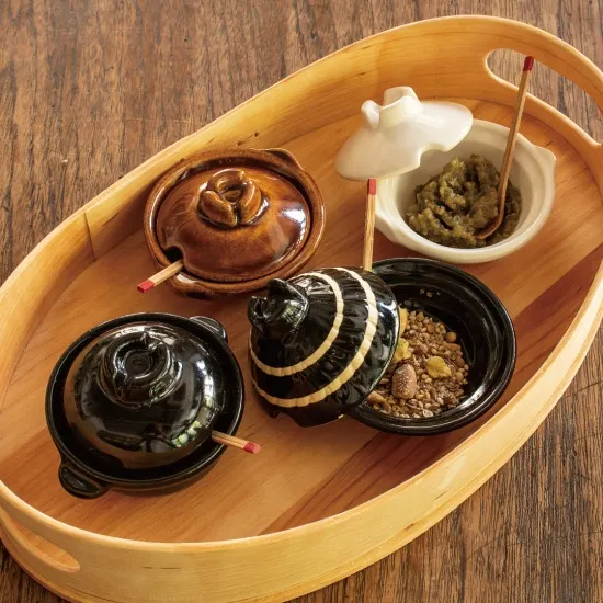 Nagatanien Chibi White Donabe Seasoning Pot - Image 6
