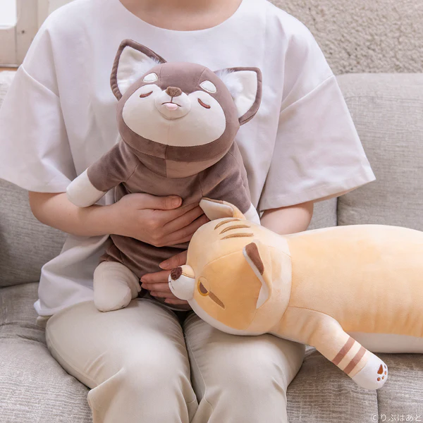 Nemunemu Premium Hug Pillow Chihuahua Cocoa - Image 2