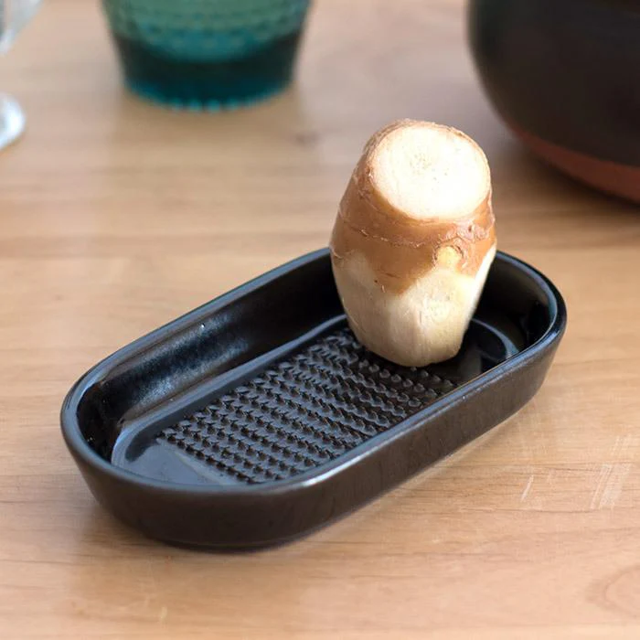 Nichijosahanki Ginger & Condiment Grater Dish - Image 4