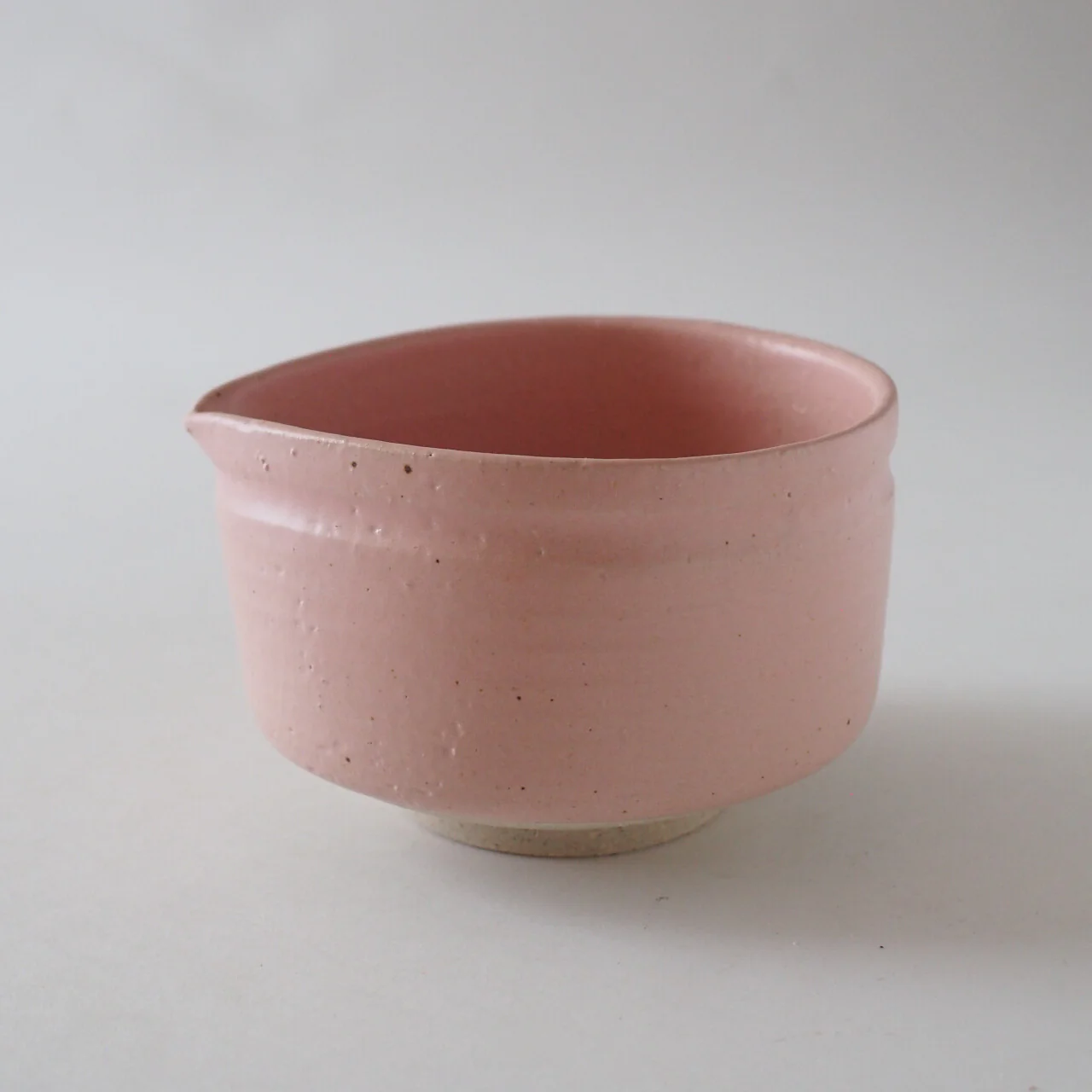 Peach Pink  Neri Matcha Bowl with Spout - Image 3