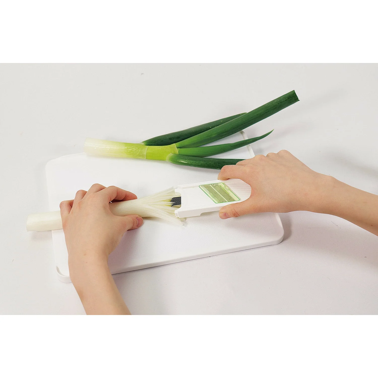 Pearl Life Metal Gajekon Double Spring Onion Slicer & Shiraga-Negi Cutter - Image 2