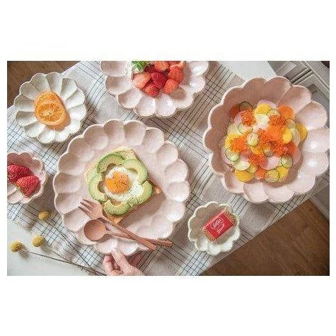 Rinka Pink Porcelain Chrysanthemum Plate - Image 9