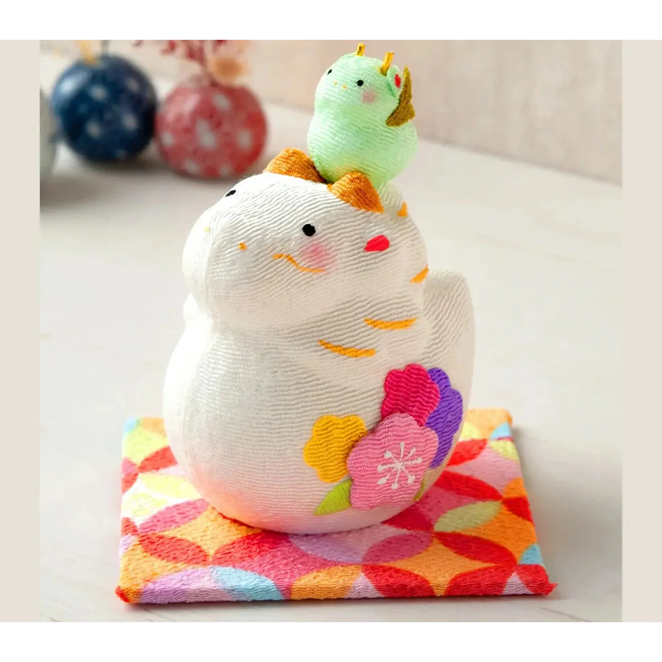 Ryukodo Chirimen Floral Dragon Parent and Child - Image 3