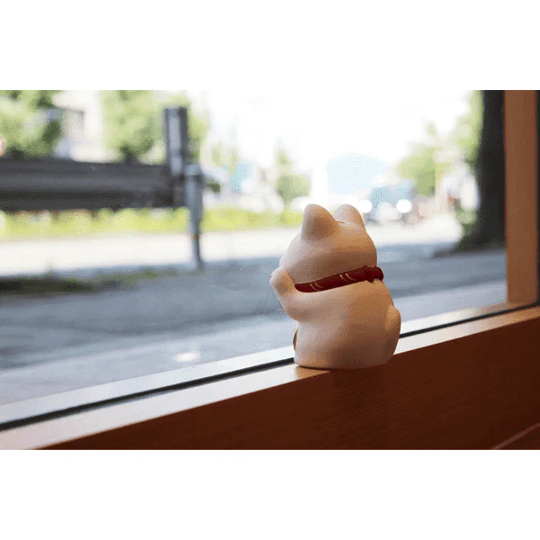 Ryukodo Squished Maneki Neko 11.5H - Image 5