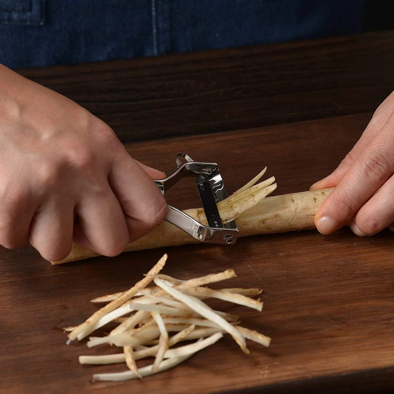 Shimomura Pro-Grade Vegetable Peeler - Image 4