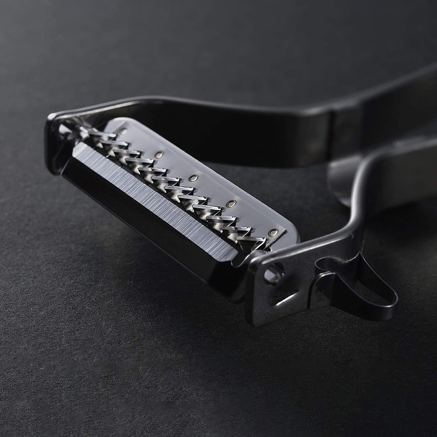 Shimomura Pro-Grade Vegetable Peeler - Image 5