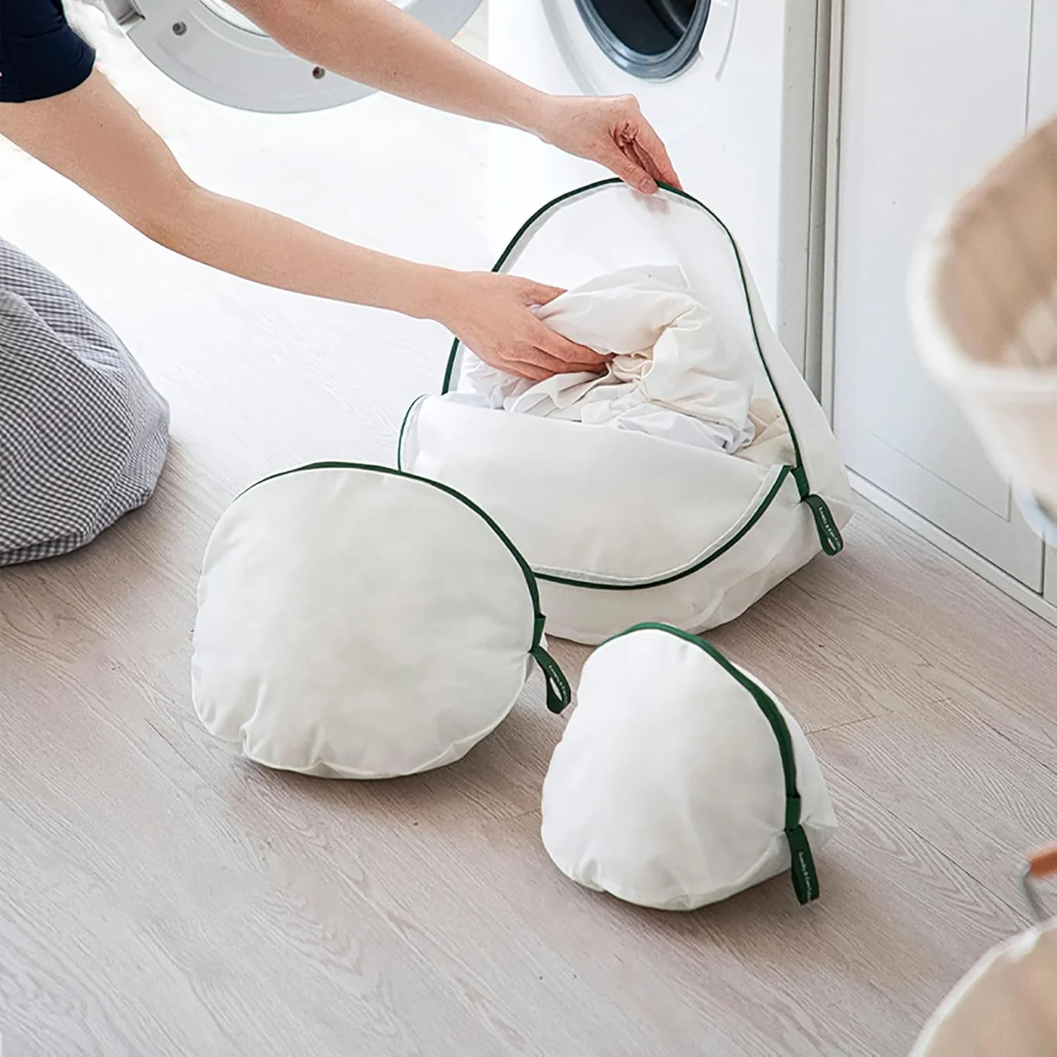 Shimoyama Fine Mesh Laundry Bag Set of 3 - Image 2