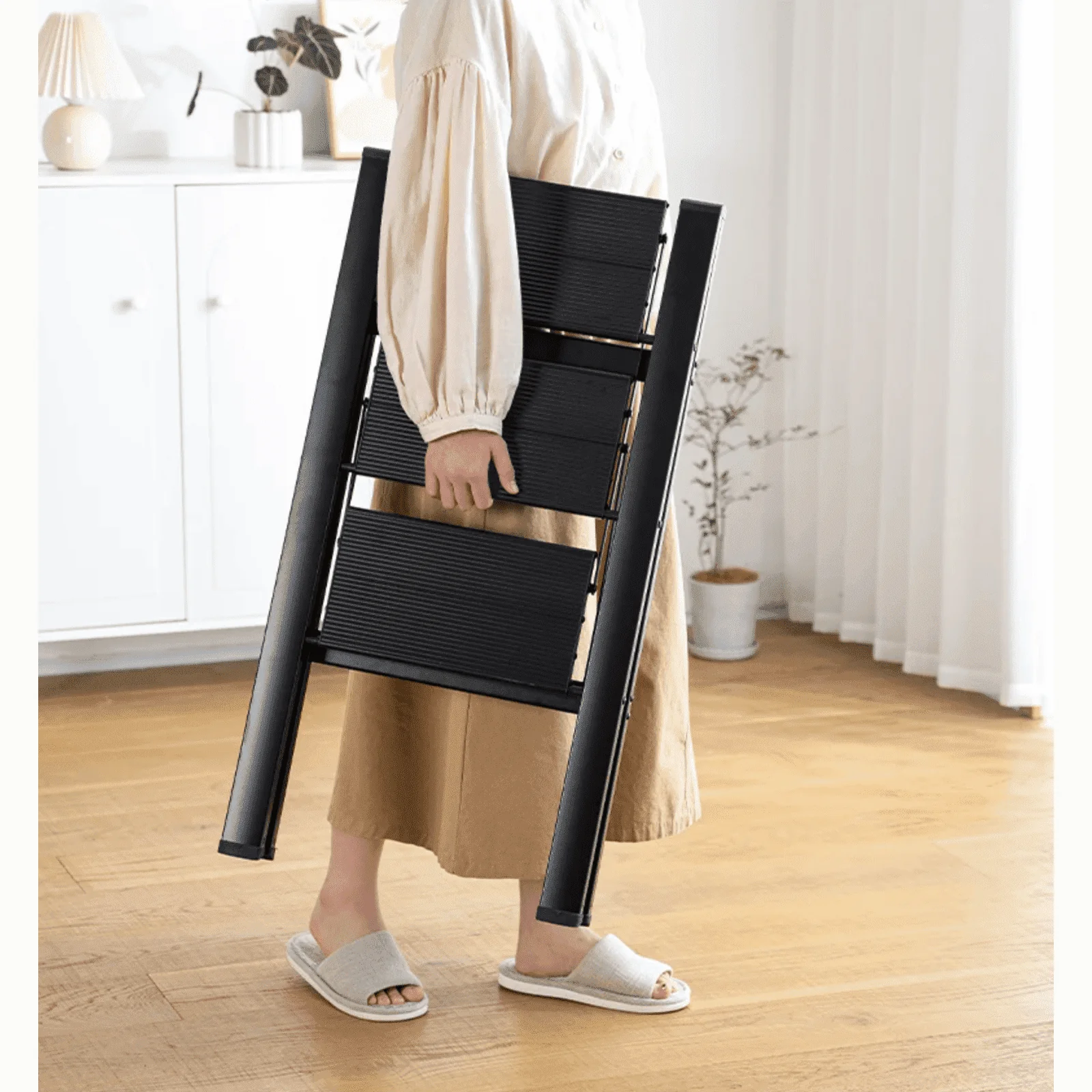 Shimoyama Lightweight 3 Step Stool - Image 11