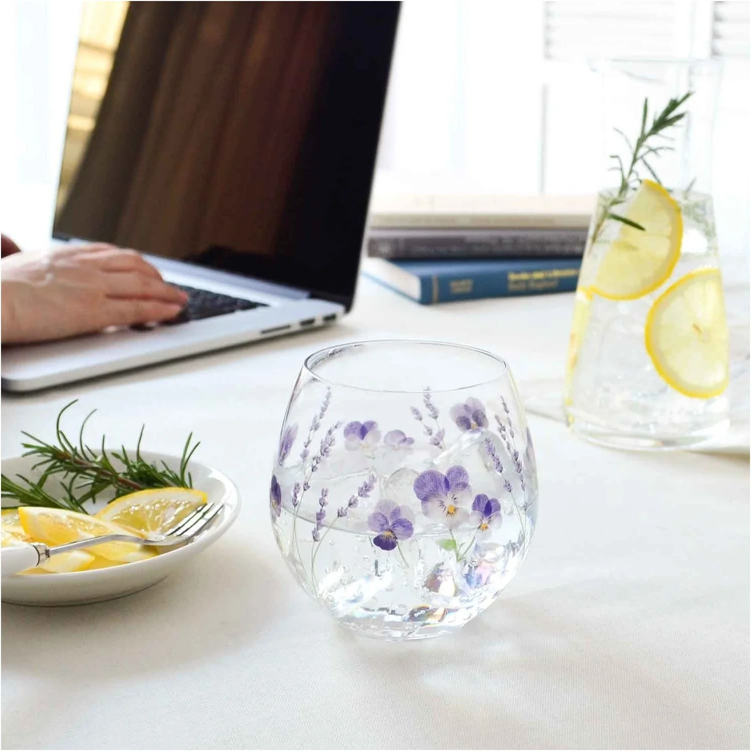 Toyo Sasaki Lavender Pair Glasses 380ml - Image 4