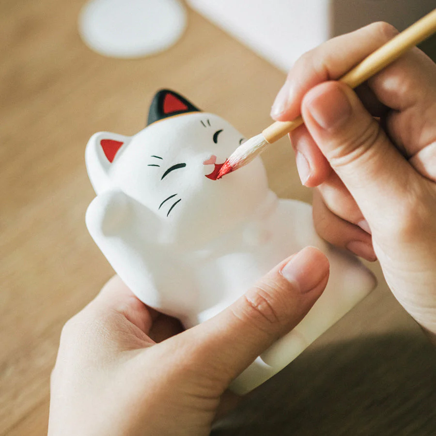 Yakushigama DIY Colouring Coin Bank Ornament - Maneki Lucky Cat - Image 5