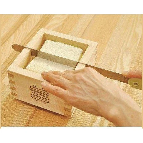 Yamako Hinoki Sandwich Mold - Image 4