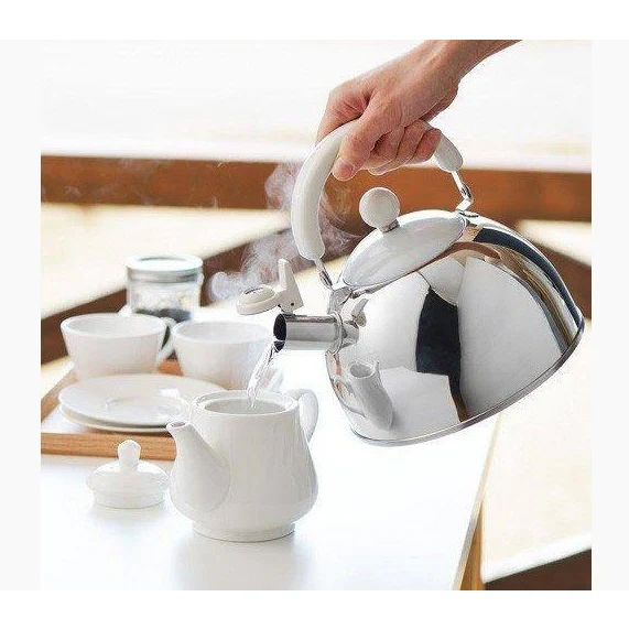 Yoshikawa Whistling Kettle 2.5L - Image 3