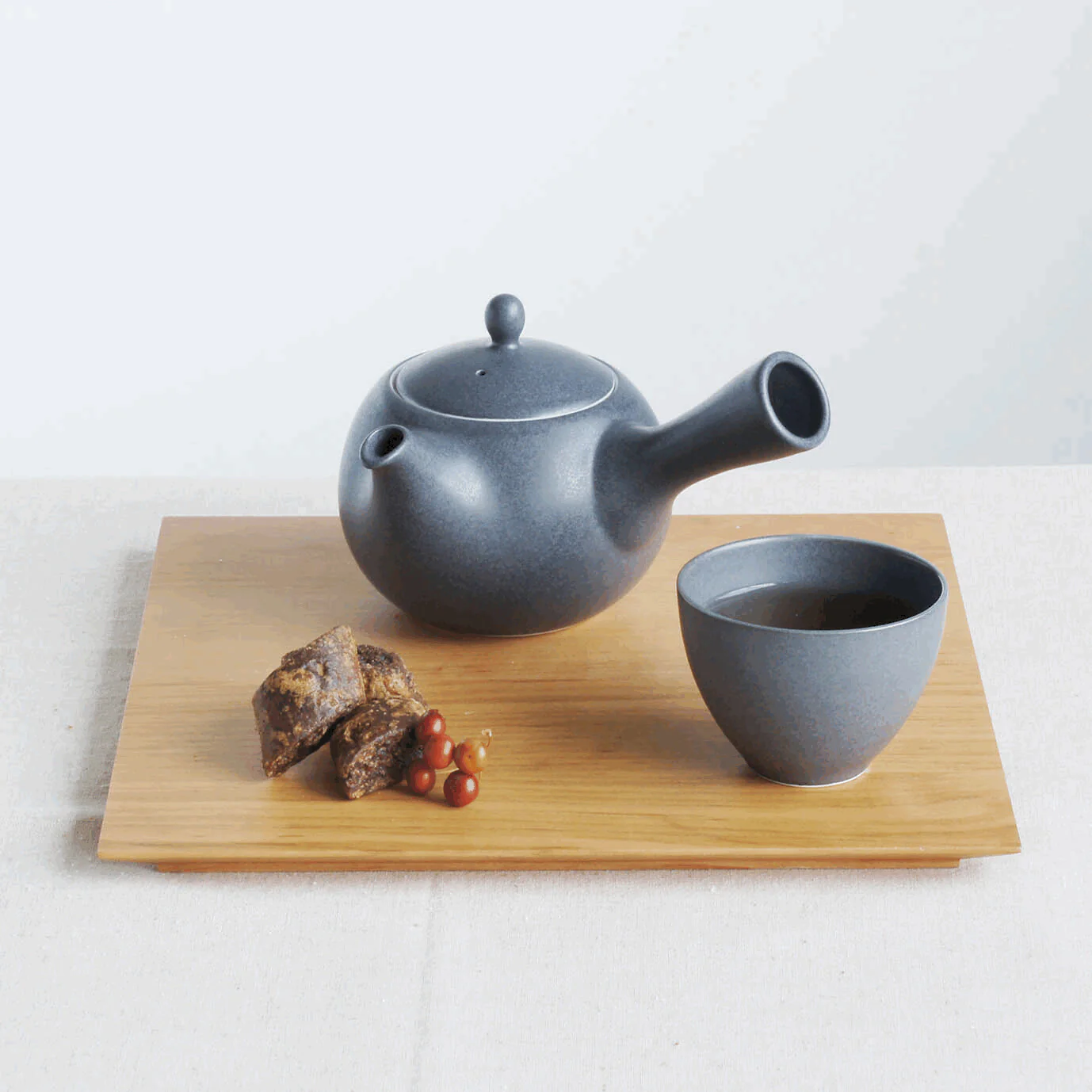 Saliu YUI Side Handle Kyusu Teapot 330ml - Image 10