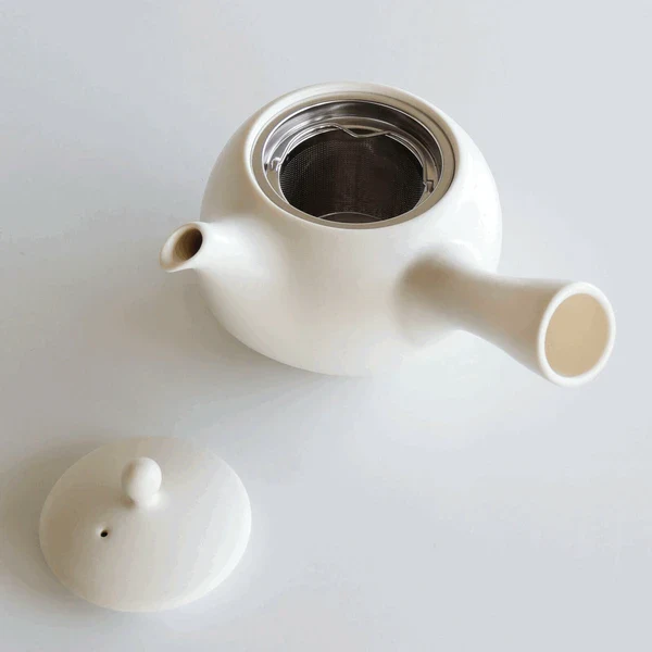 Saliu YUI Side Handle Kyusu Teapot 330ml - Image 9