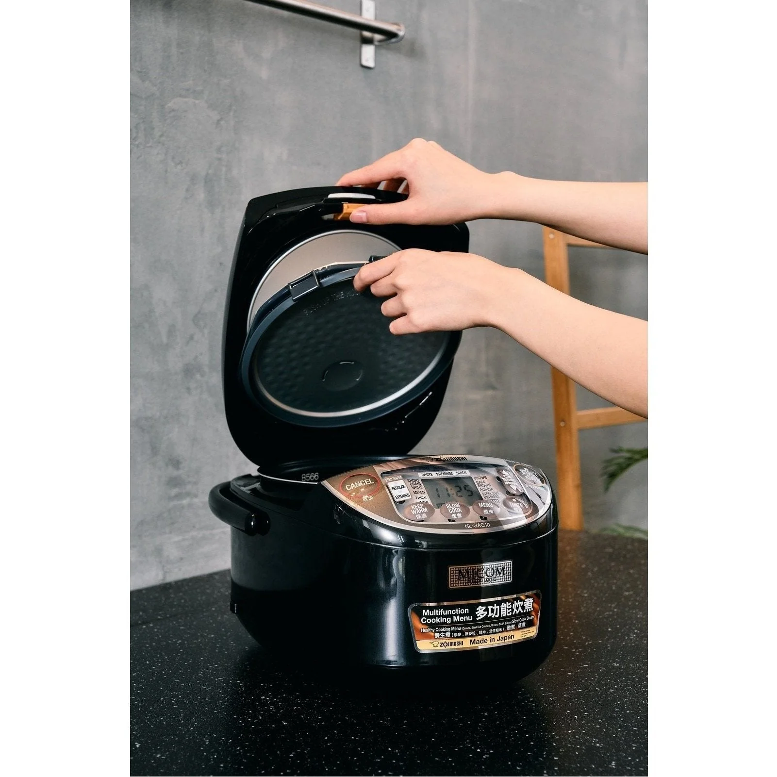 Zojirushi NL-GAQ Micom Rice Cooker AU Model - Image 12